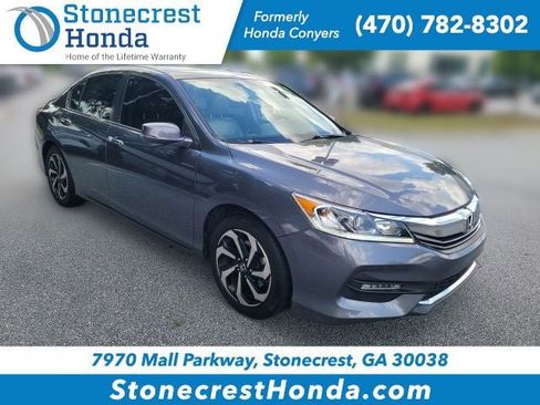 Used 2017 Honda Accord EX image 1