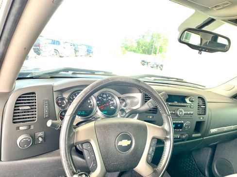 Used 2012 Chevrolet Silverado 1500 LT image 13