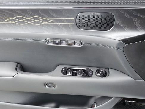 New 2026 Genesis G90 3.5T Prestige image 32