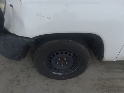 Used 2006 Toyota Tacoma 2WD Regular Cab image 2