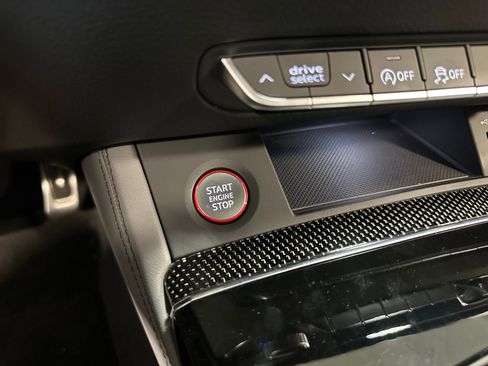 Used 2025 Audi SQ5 Premium Plus image 26