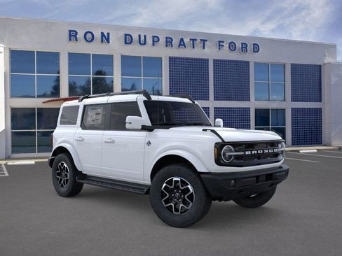New 2025 Ford Bronco Outer Banks image 8