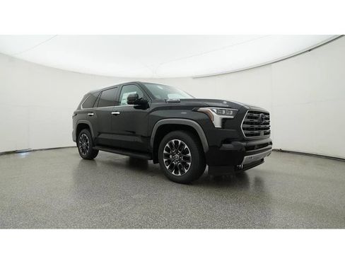 Used 2024 Toyota Sequoia Limited w/ Tow Technology Package AWD/4WD image 35