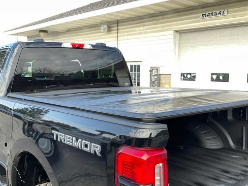 Used 2024 Ford F250 XLT w/ Black Appearance Package image 57