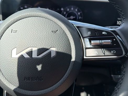 New 2026 Kia Seltos EX image 16