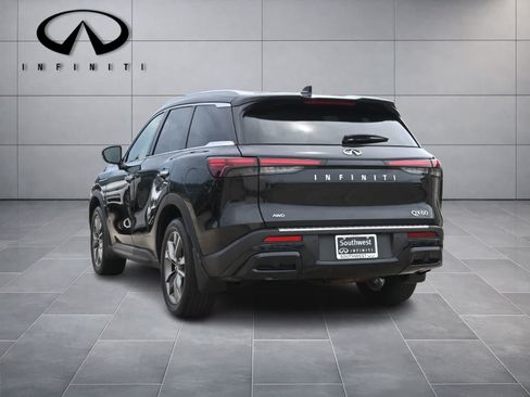 Certified 2023 INFINITI QX60 Luxe w/ Performance Audio Package AWD/4WD image 5
