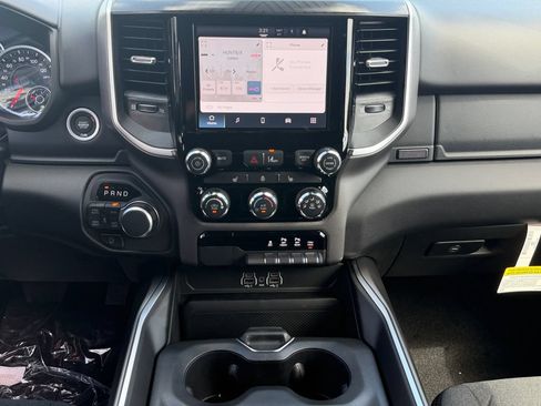 New 2026 RAM 1500 Big Horn AWD/4WD image 11
