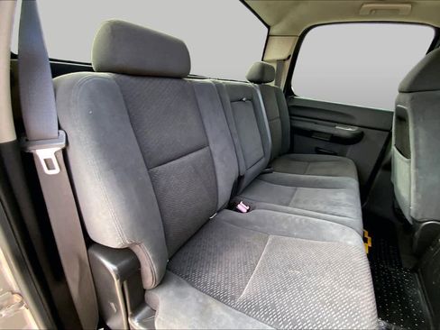 Used 2007 Chevrolet Silverado 1500 LT w/ 1LT Convenience Package AWD/4WD image 18