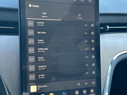 New 2025 Volvo EX90 Plus AWD/4WD image 17
