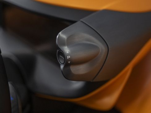 Used 2021 McLaren Elva RWD image 72