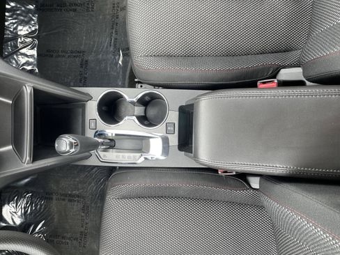 Used 2017 Chevrolet Equinox LT FWD image 27