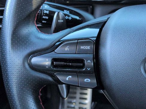 Certified 2022 Hyundai Elantra N Line image 25