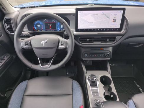 Certified 2025 Ford Bronco Sport Outer Banks w/ Outer Banks Tech Package+ AWD/4WD image 30
