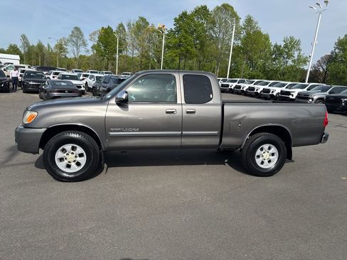 Used 2006 Toyota Tundra SR5 image 2