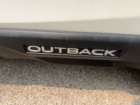 Used 2022 Subaru Outback Limited w/ Popular Package #2 image 36