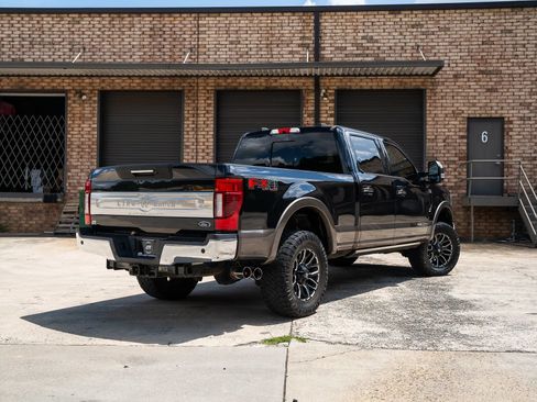 Used 2021 Ford F250 King Ranch w/ King Ranch Ultimate Package AWD/4WD image 2