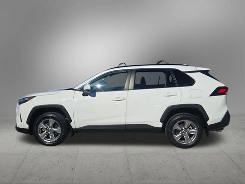 Used 2023 Toyota RAV4 XLE image 3