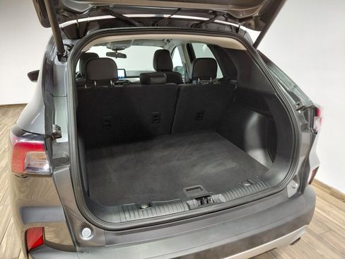 Certified 2022 Ford Escape SEL image 40