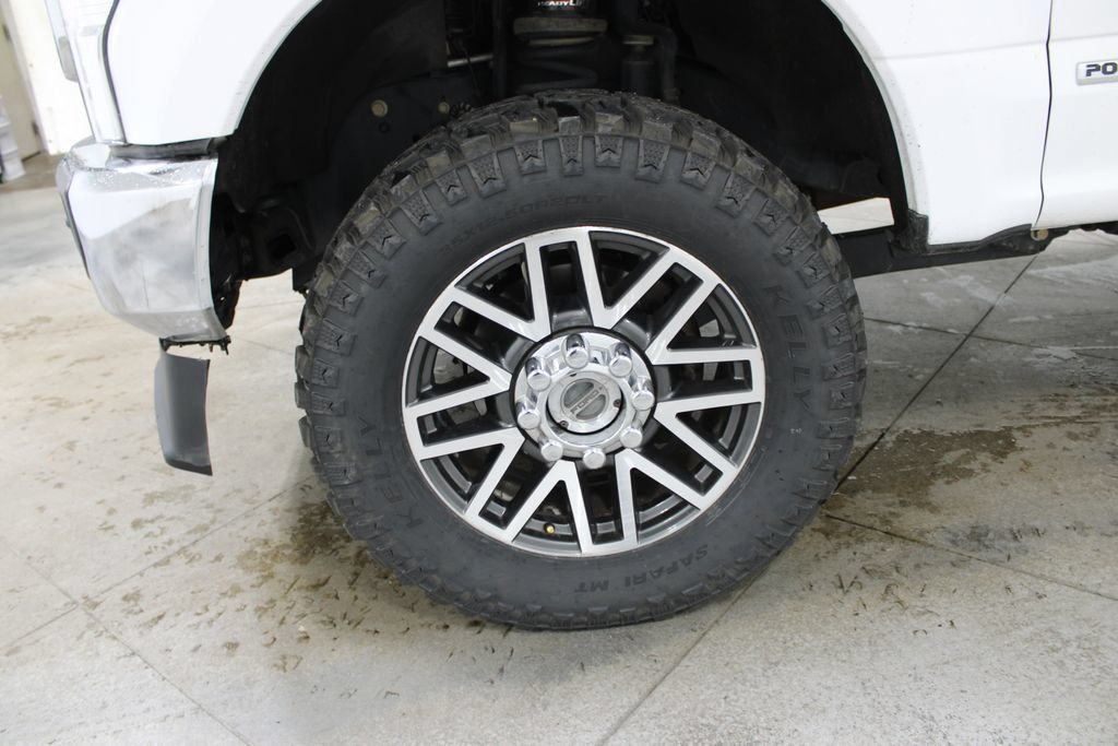 Used 2021 Ford F250 Lariat AWD/4WD image 37