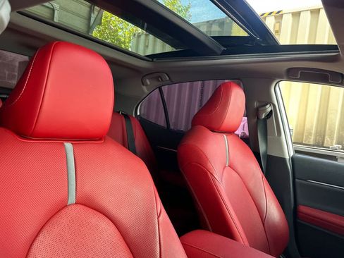 Used 2022 Toyota Camry XSE w/ Navigation Package FWD image 18