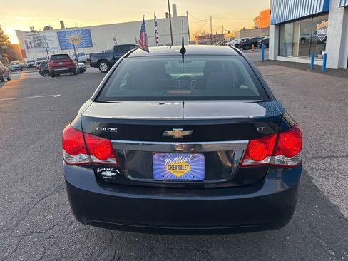 Used 2014 Chevrolet Cruze LT image 10