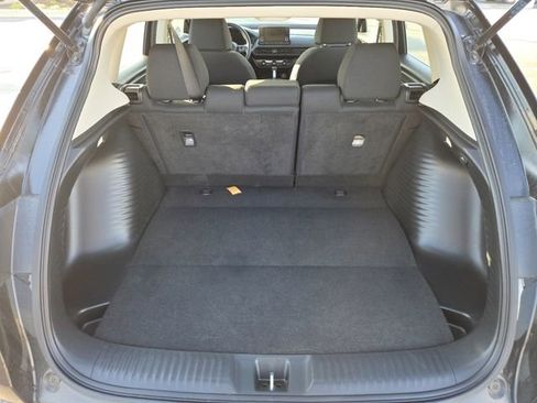 Used 2023 Honda HR-V LX image 19