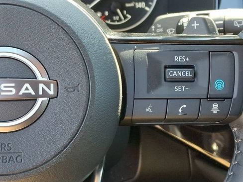 Certified 2023 Nissan Pathfinder SL w/ Black Appearance Package AWD/4WD image 21