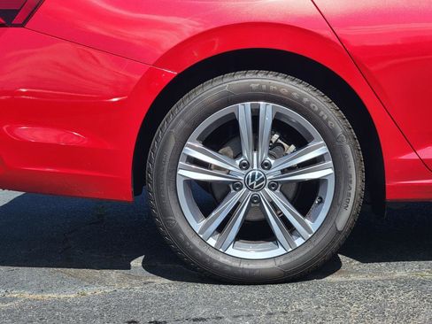 Certified 2023 Volkswagen Jetta SE image 17