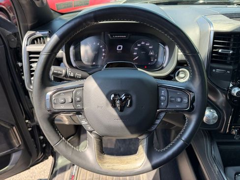 Used 2025 RAM 1500 Limited AWD/4WD image 15