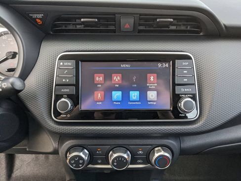 Certified 2025 Nissan Kicks Play S FWD image 30