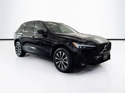 Used 2024 Volvo XC60 B5 Core w/ Climate Package AWD/4WD image 3