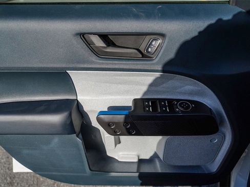 Used 2025 Ford Maverick XLT w/ XLT Luxury Package image 22