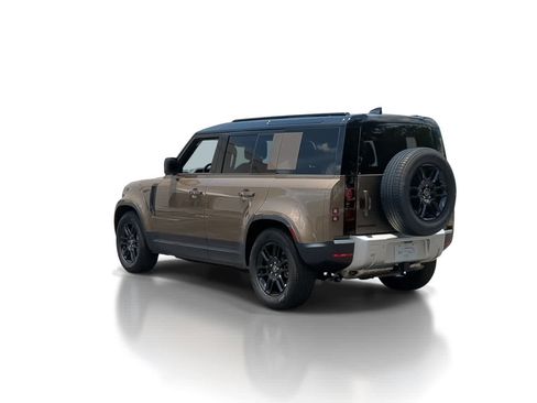 Certified 2025 Land Rover Defender 110 S AWD/4WD image 6