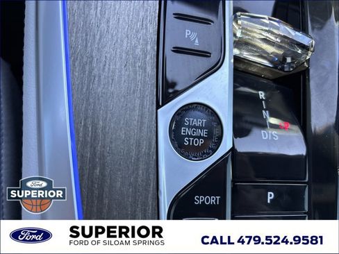 Used 2023 BMW X7 xDrive40i w/ Executive Package image 40