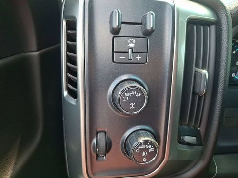 Used 2018 Chevrolet Silverado 1500 LT w/ All Star Edition AWD/4WD image 24