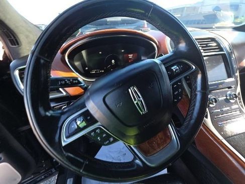 Used 2020 Lincoln Nautilus Black Label w/ Cargo Utility Package image 6