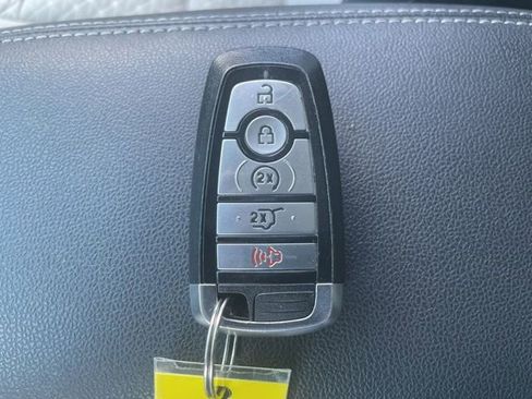 Used 2023 Ford Escape Active w/ Tech Pack #2 AWD/4WD image 25