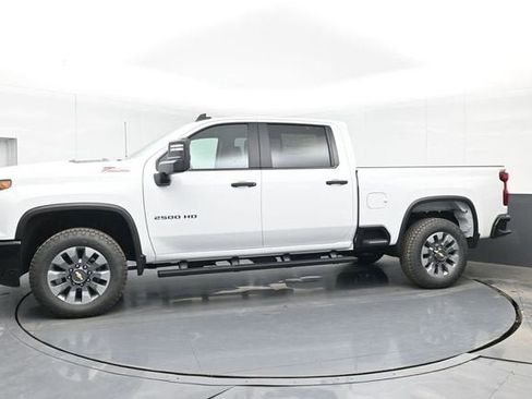 New 2026 Chevrolet Silverado 2500 Custom w/ Custom Value Package AWD/4WD image 11