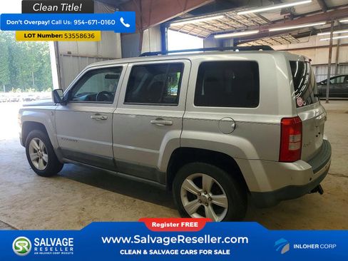 Used 2011 Jeep Patriot Latitude AWD/4WD image 3