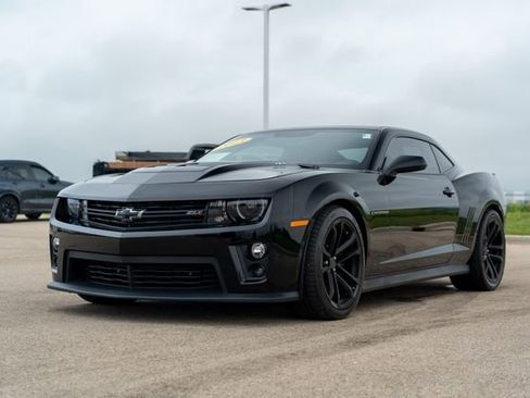 Used 2013 Chevrolet Camaro ZL1 RWD image 2