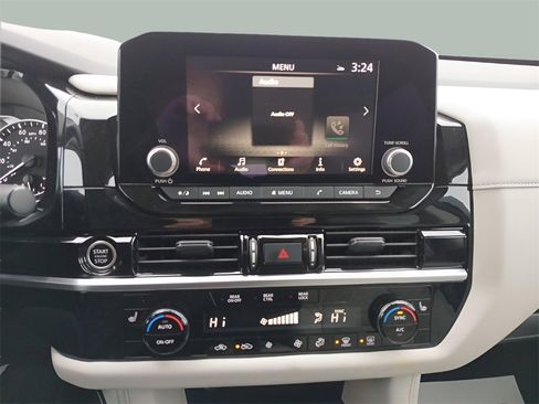 Used 2024 Nissan Pathfinder SV w/ Black Appearance Package image 10