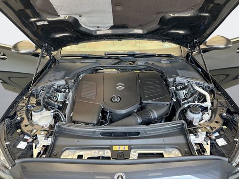 Used 2023 Mercedes-Benz C 300 4MATIC Sedan image 28