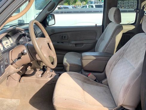 Used 2002 Toyota Tacoma 4x4 Xtracab V6 image 14