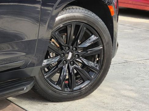 Used 2021 Cadillac Escalade Sport Platinum image 14