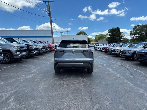 New 2026 Chevrolet Equinox LT w/ LPO, Floor Liner Package AWD/4WD image 4