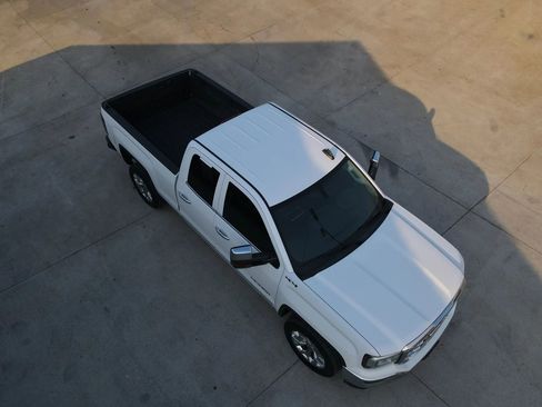 Used 2018 GMC Sierra 1500 SLT w/ SLT Premium Package image 47