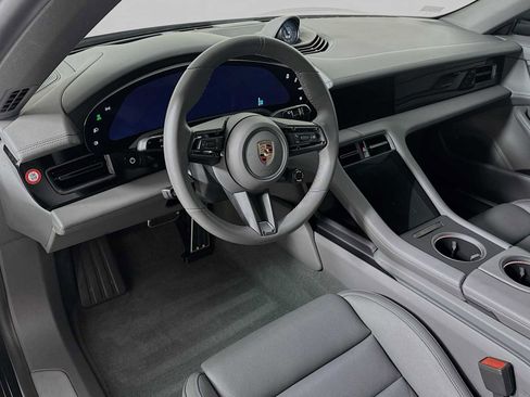 Certified 2025 Porsche Taycan image 4