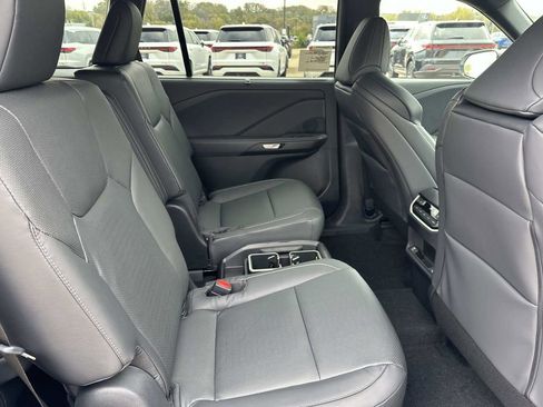 New 2026 Lexus TX 500h AWD image 13