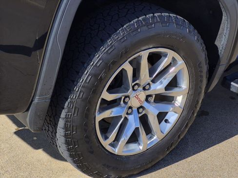 Used 2022 GMC Sierra 1500 SLT image 7