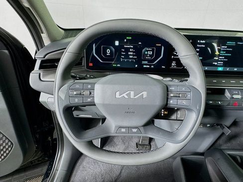 New 2026 Kia EV9 Wind image 11